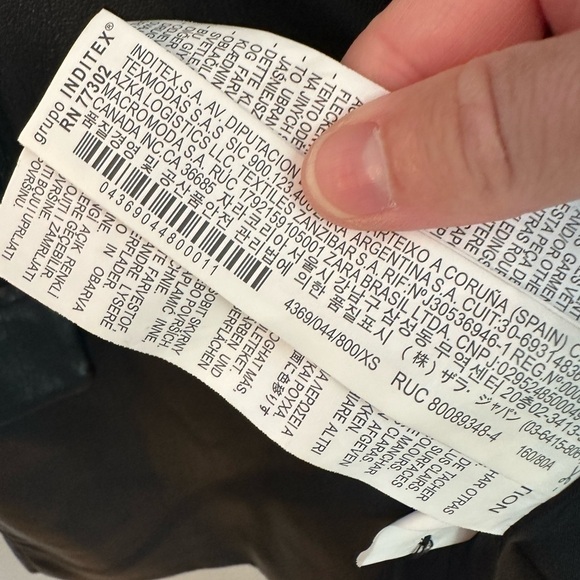 ZARA Faux Leather Blazer XS Blogger Favorite - Picture 12 of 13